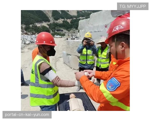 本菲卡双后腰巴雷内切亚里奥斯 提供坚固屏障维护防线安全